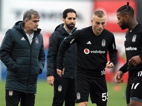 Beşiktaşta yabancı kadrosuna neşter 9 ayrılık kararı